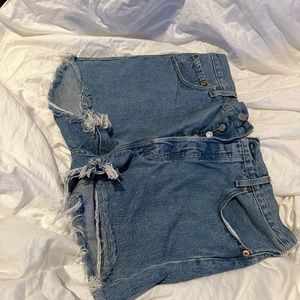 Levi shorts 501